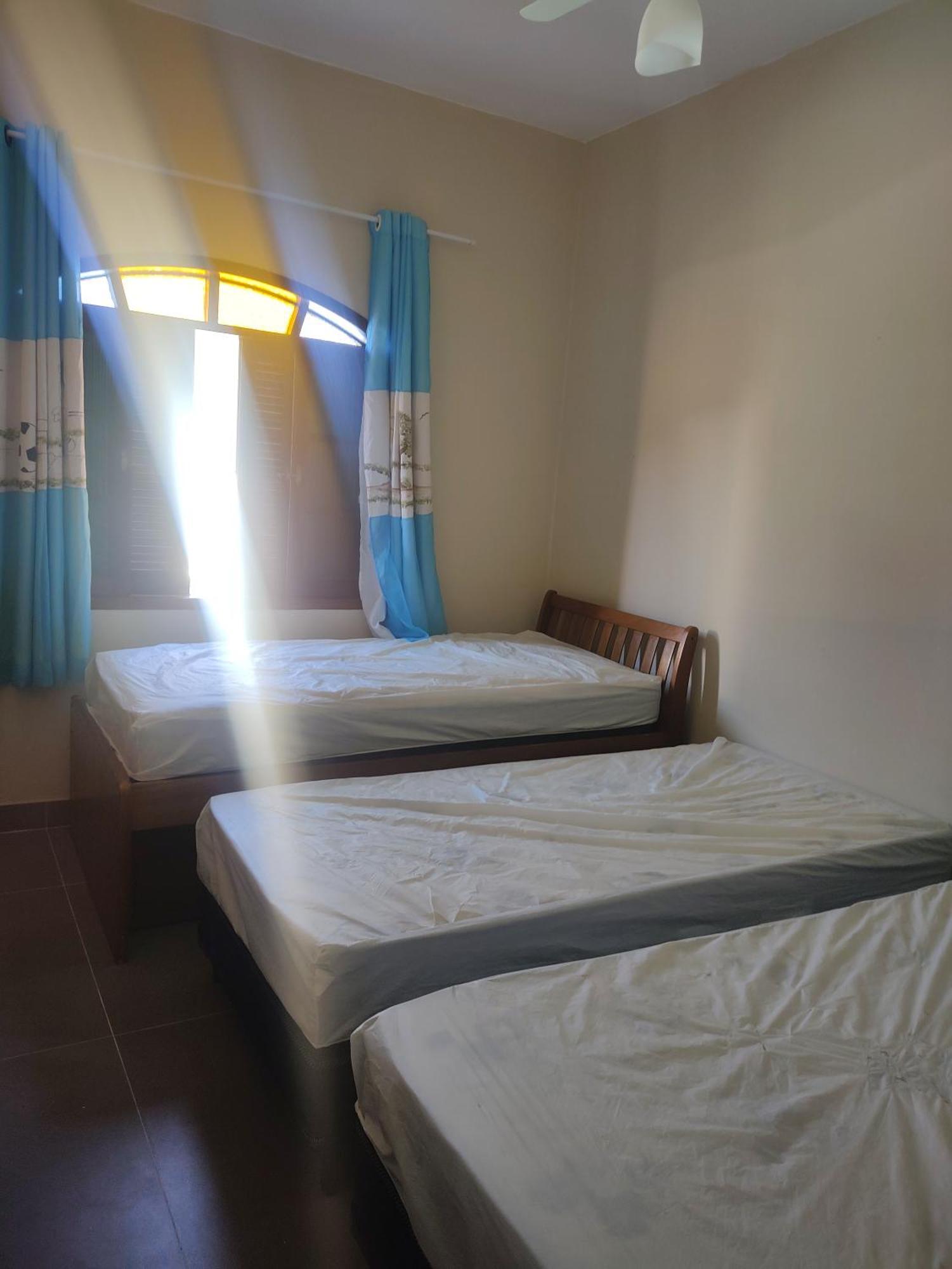 Casa Piscina Com Ozonio Churrasqueira Perto Da *
